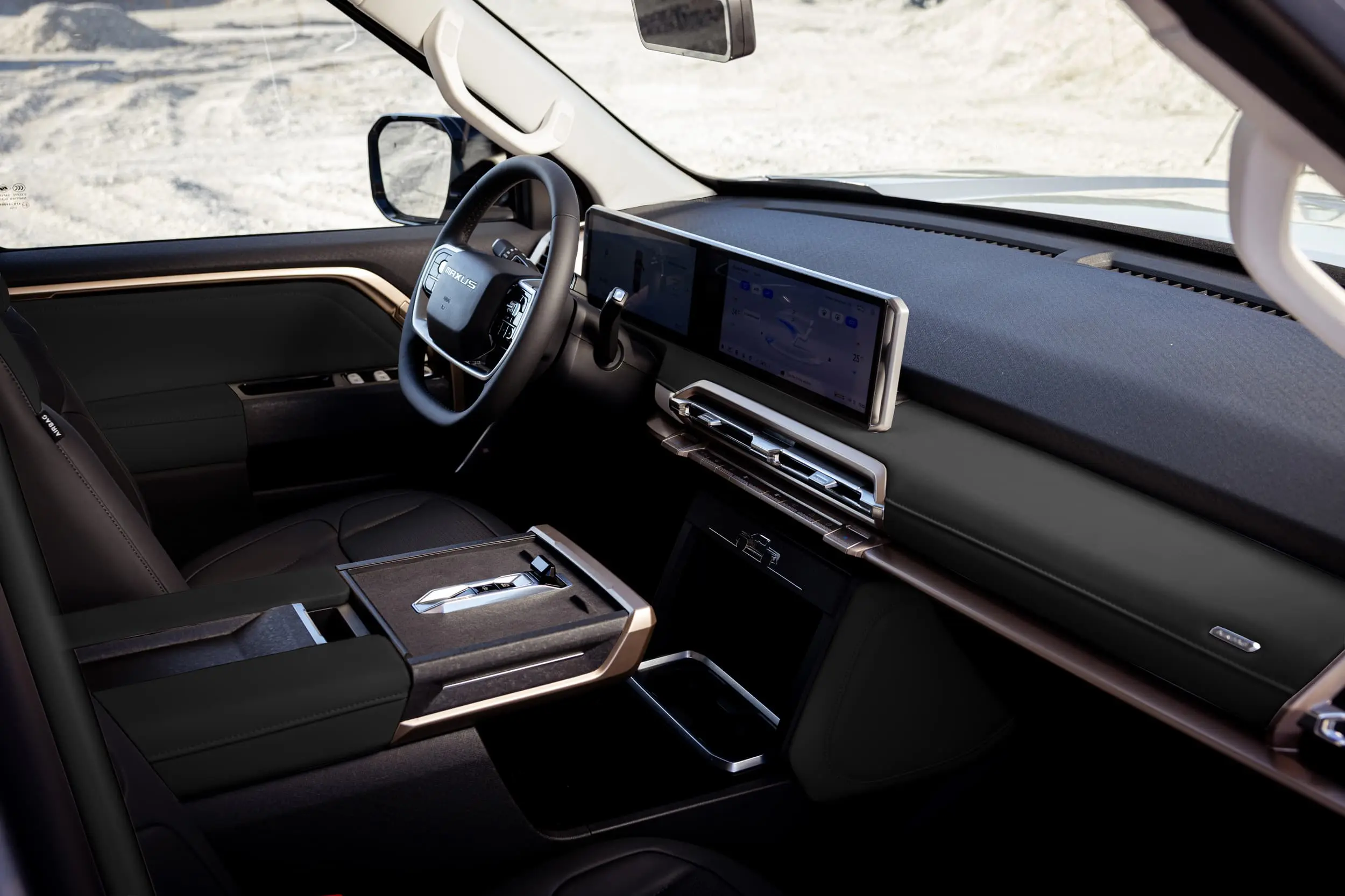maxus_eterron9_car_interior