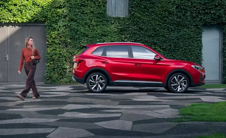 mg-zs-hybrid_23